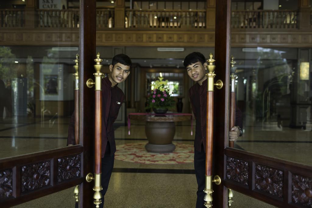 Angkor Howard Hotel Siem Reap Dış mekan fotoğraf